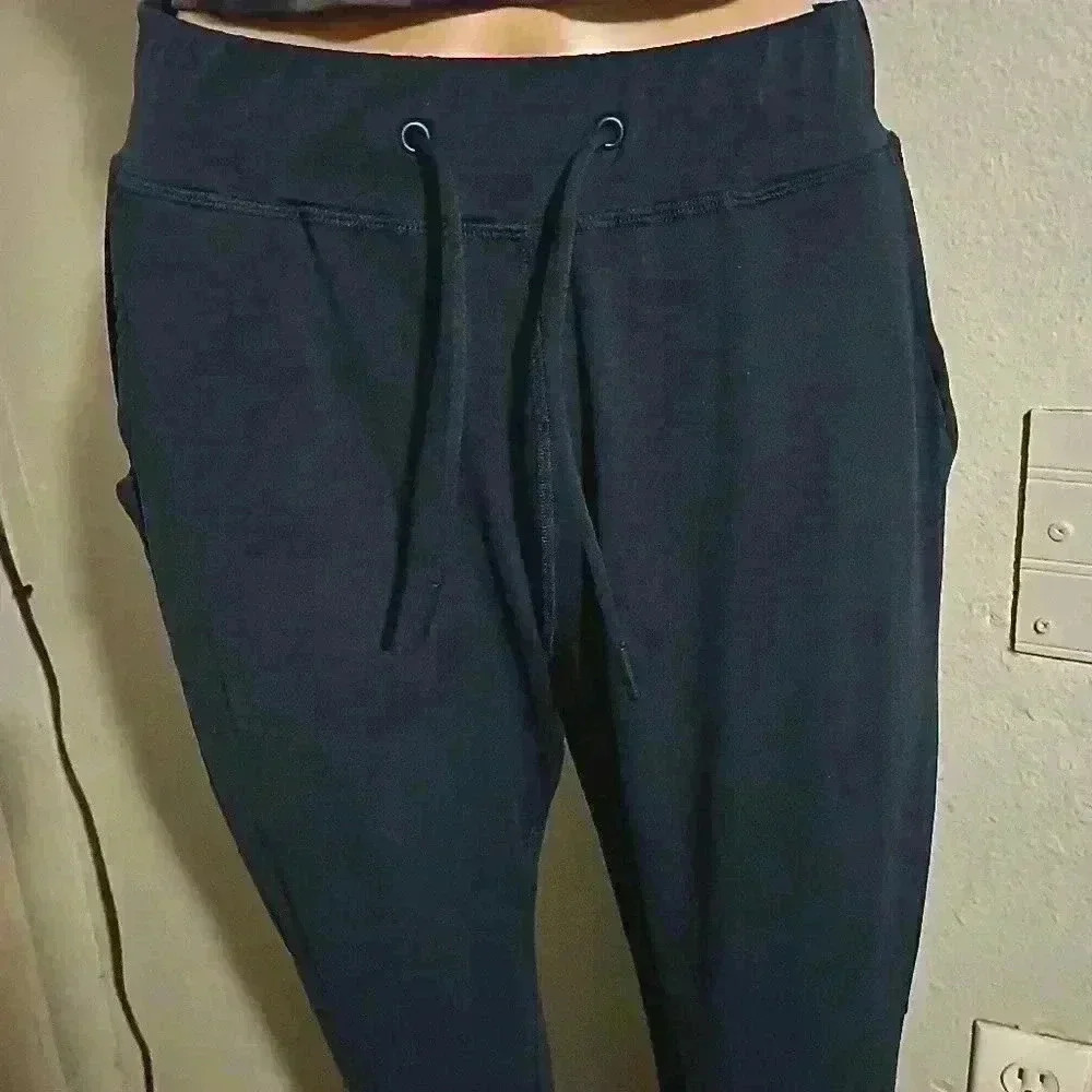 Alphalete  leggings